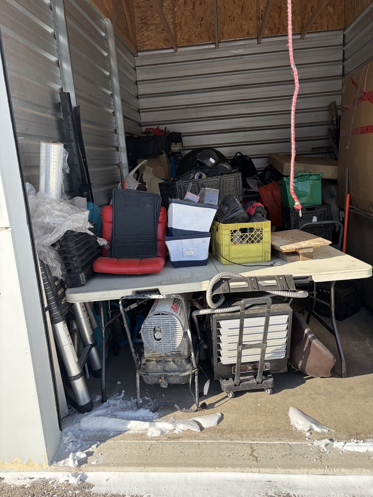 3307-StorageMart 52nd and Peigan Trail  auction IB-1049 40