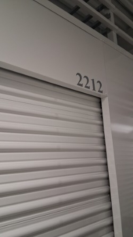 1-800-Self-Storage.com on Greenfield Rd, Oak Park  auction IB-1678