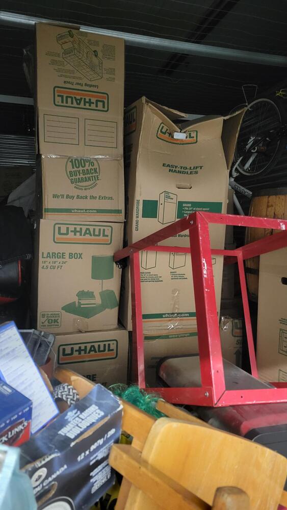 3021 - StorageMart OConnor Drive Toronto  auction IB-3363 10