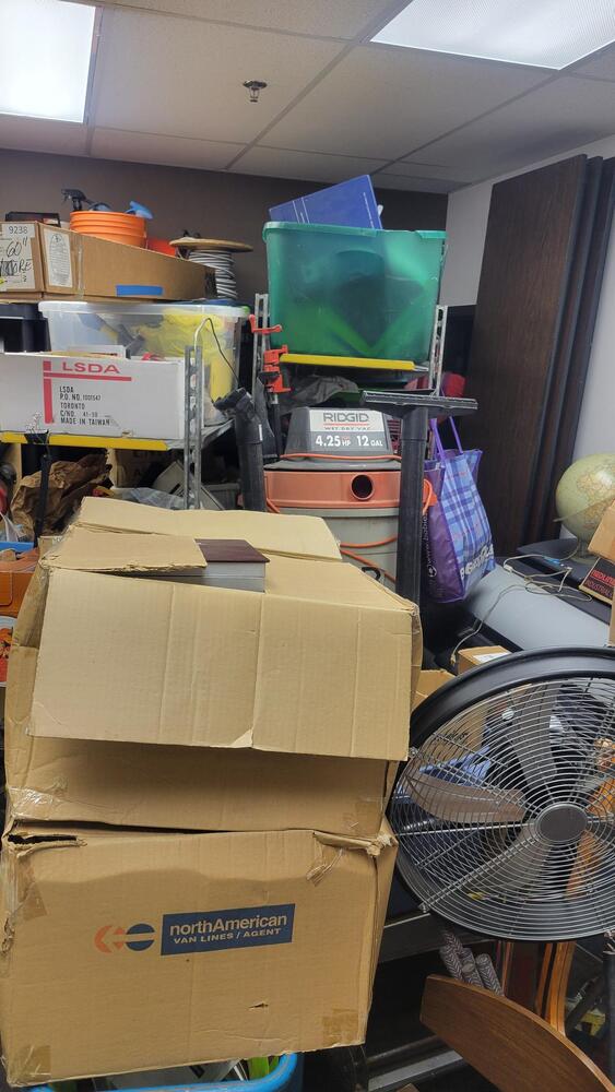 3021 - StorageMart OConnor Drive Toronto  auction IB-7738 50