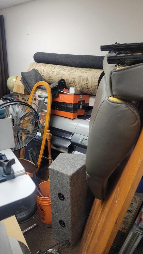 3021 - StorageMart OConnor Drive Toronto  auction IB-7738 40