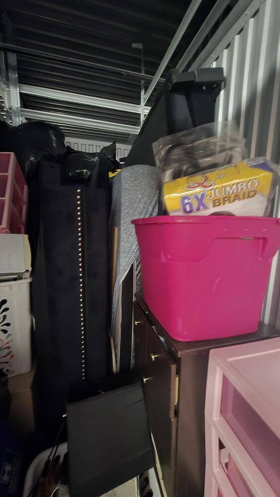 3019 - StorageMart 345 Danforth Road  auction IB-7943 10