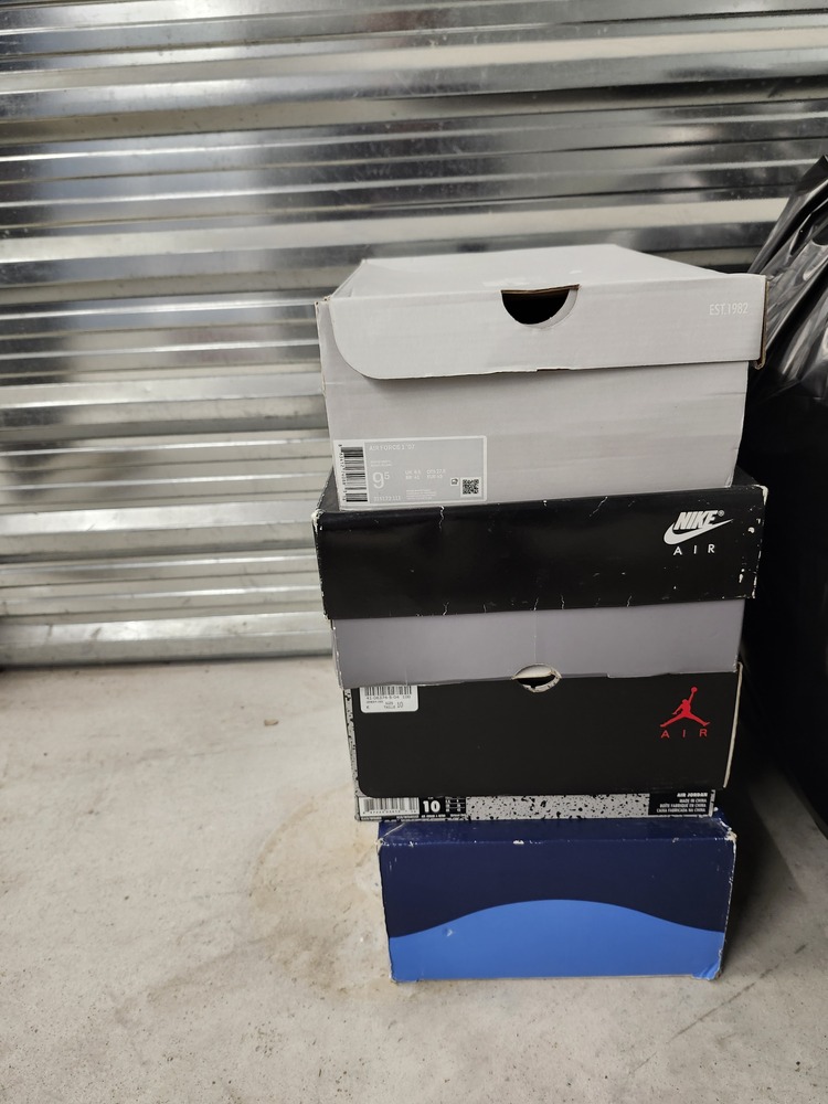 3030 -StorageMart  Kennedy Rd Scarborough  auction IB-8773