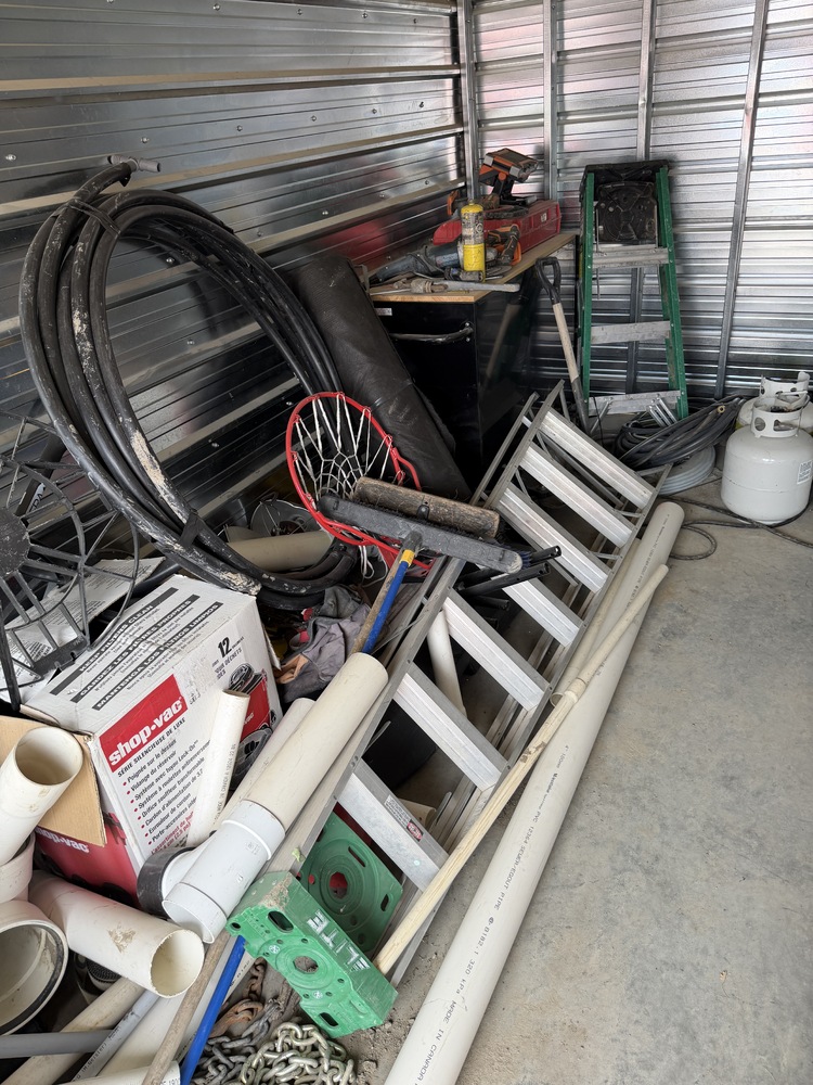 Pincher Creek Mini Storage  auction IB-5424