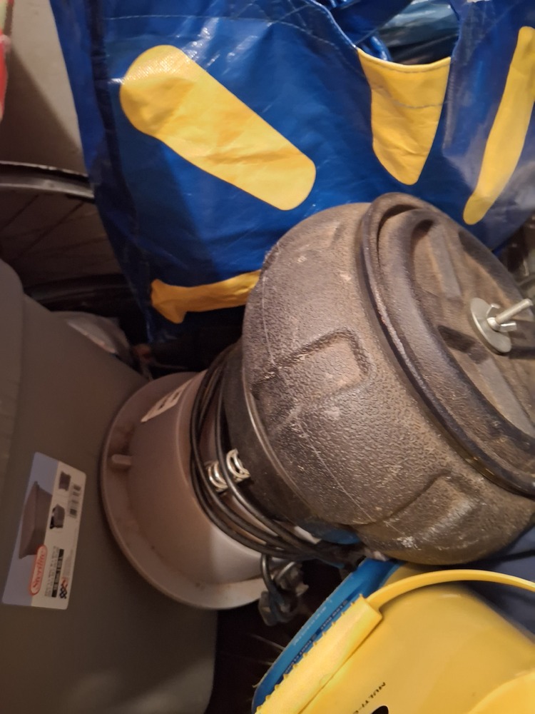 Hwy 20 Mini Storage Lebanon Oregon  auction IB-7907