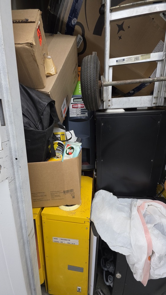 Public Storage P0001 -Finch Ave E  auction IB-3692 50