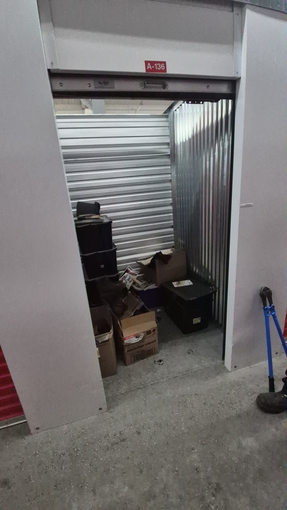 XYZ Storage - Laird  auction IB-2040 10