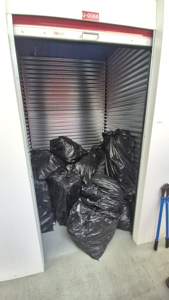 XYZ Storage - Laird  auction IB-5157 10