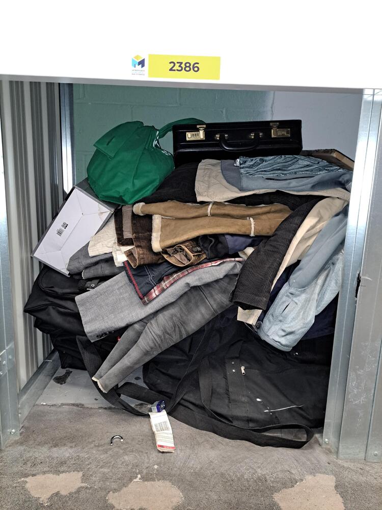 Montreal Mini-Storage - Hodge  auction IB-2363 10