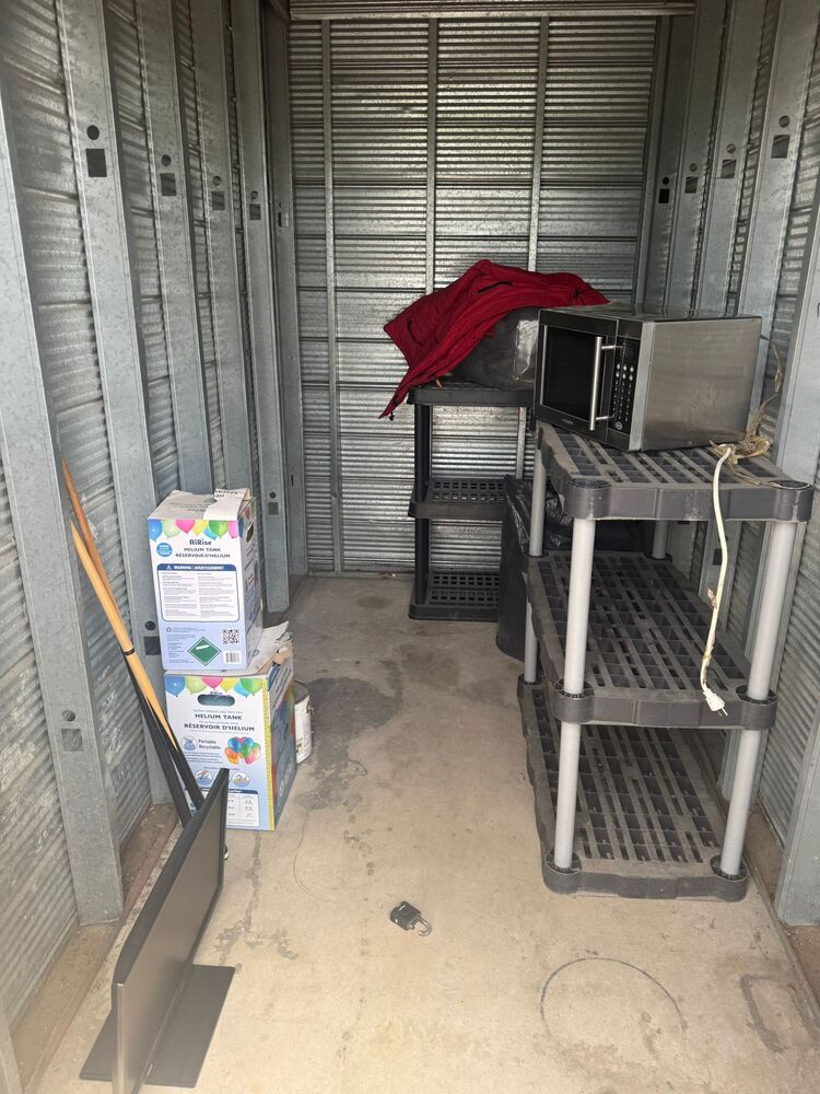 3009 - StorageMart Guided Crt  auction IB-4225 10