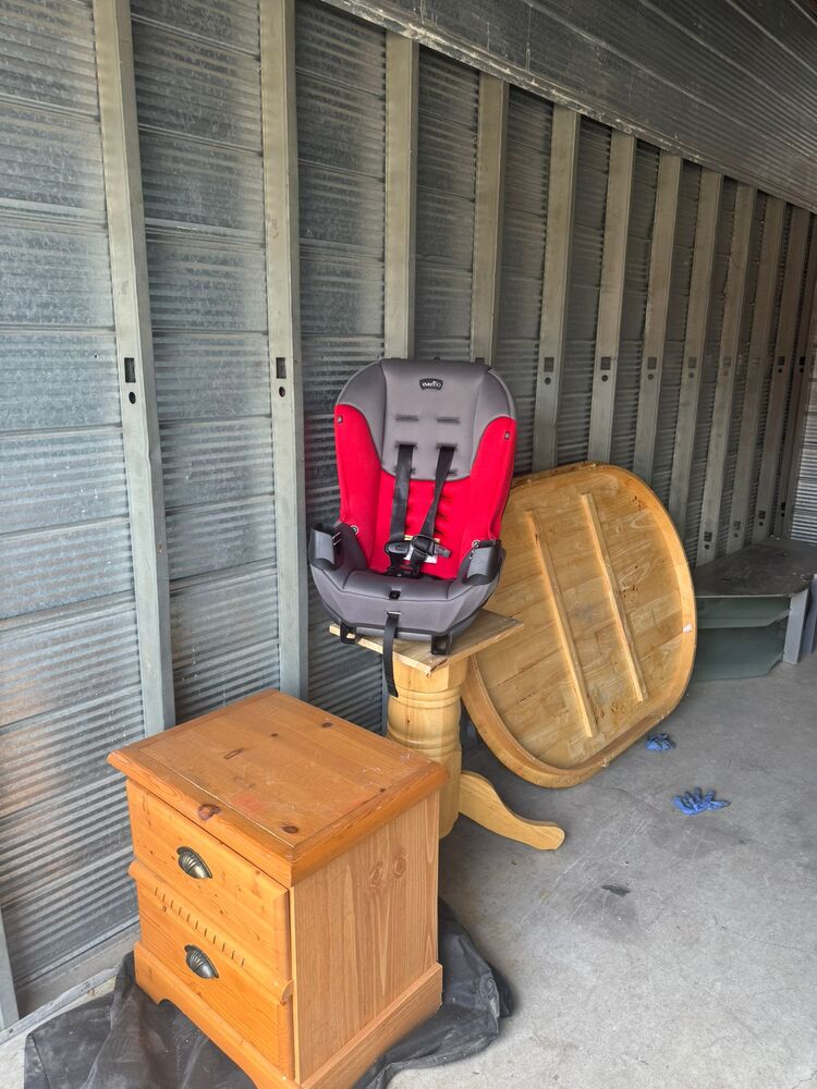 3009 - StorageMart Guided Crt  auction IB-5461 10
