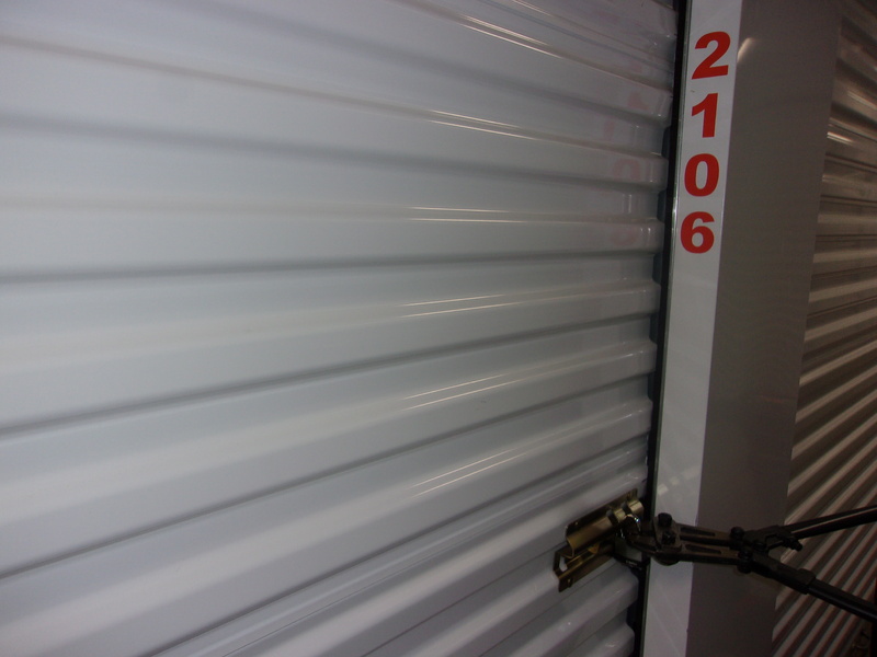 1-800-Self-Storage (8 Mile)  auction IB-1541