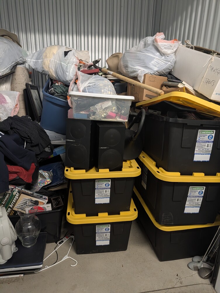 1-800-Self-Storage.com on Maple Rd, Troy  auction IB-8609 10