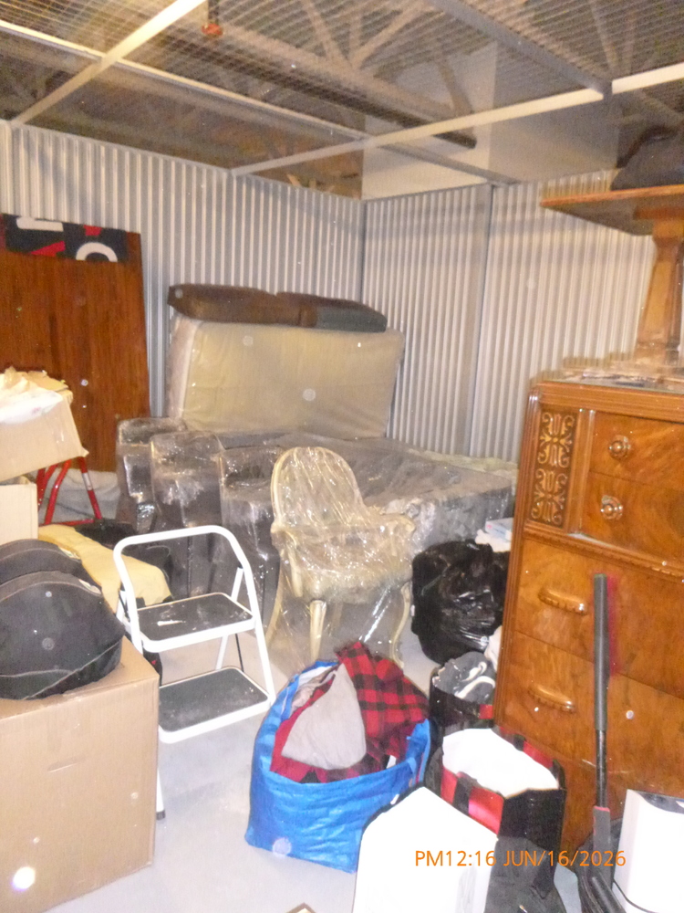 Public Storage P0052 -Montee St-Remi  auction IB-9640 80
