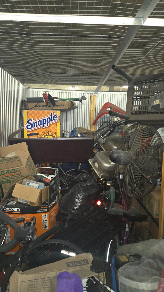 Public Storage P0043 -rue Jean-Pratt  auction IB-3506 40