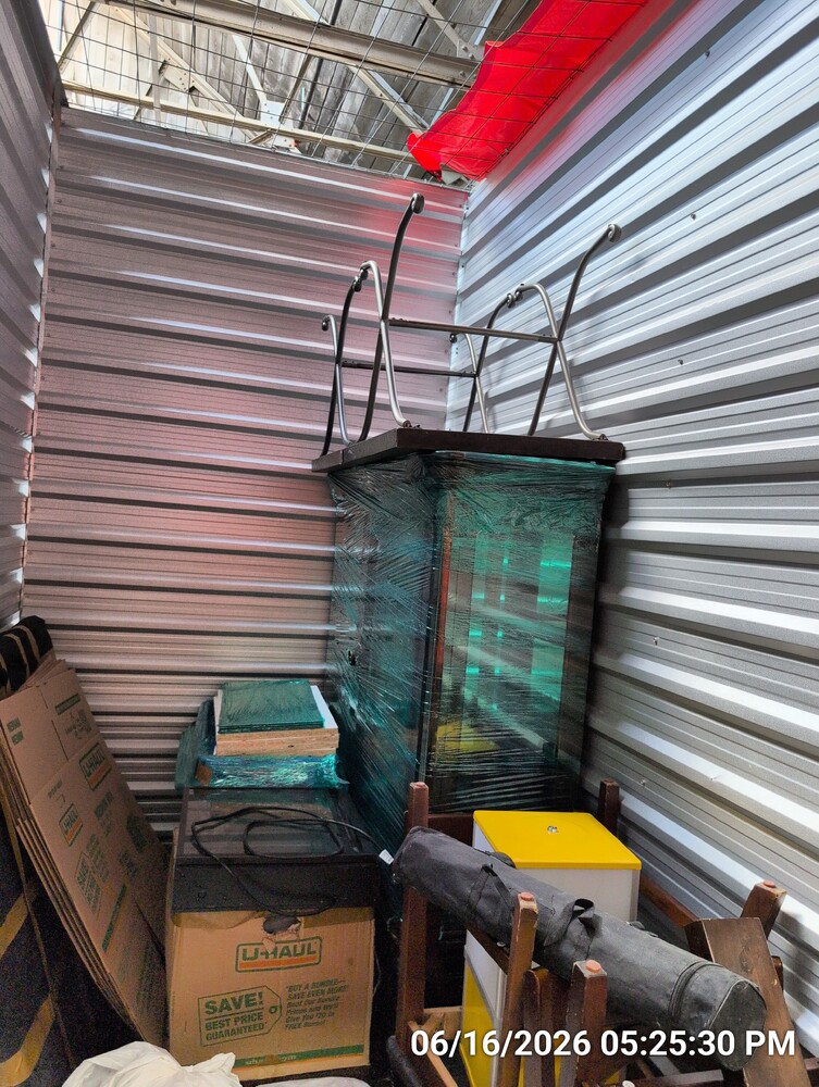 Storage of St Catharines  auction IB-9561 60