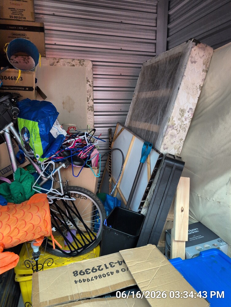 Storage of Barton St  auction IB-9965 30