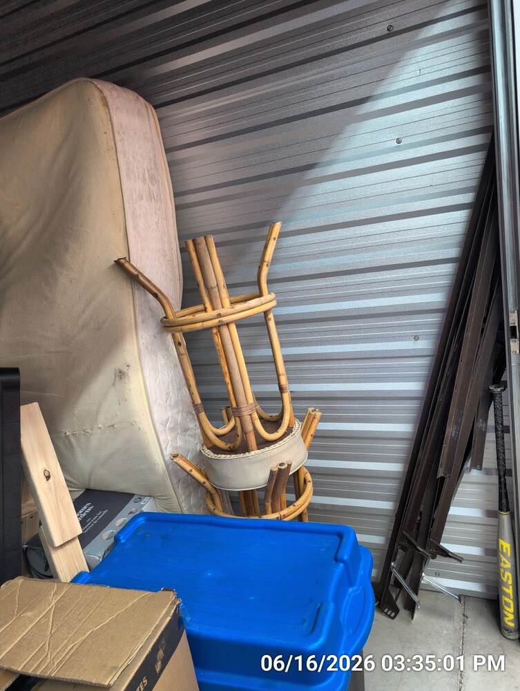 Storage of Barton St  auction IB-9965 50