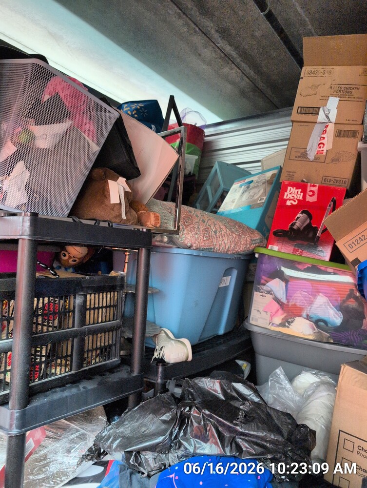 Storage of Stoney Creek  auction IB-4233 120