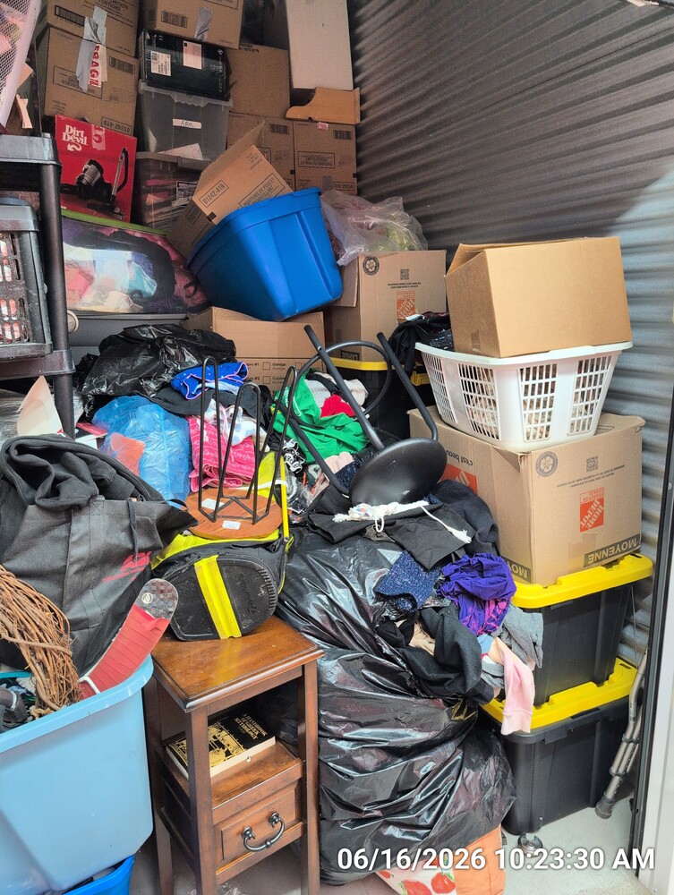 Storage of Stoney Creek  auction IB-4233 130
