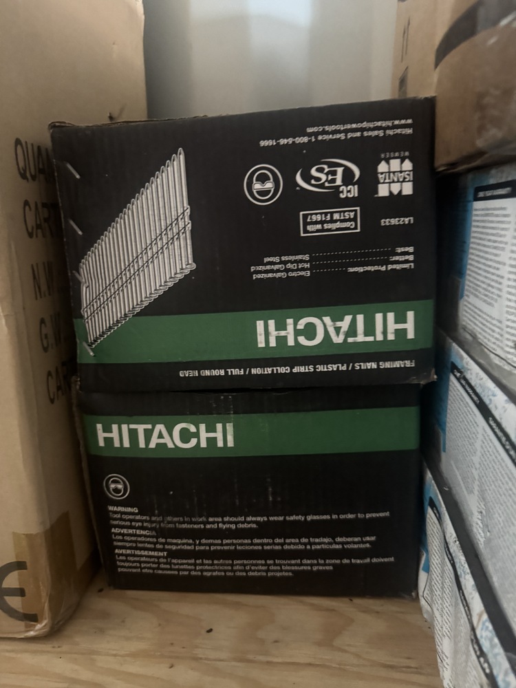 The Storage Store  auction IB-9304 60