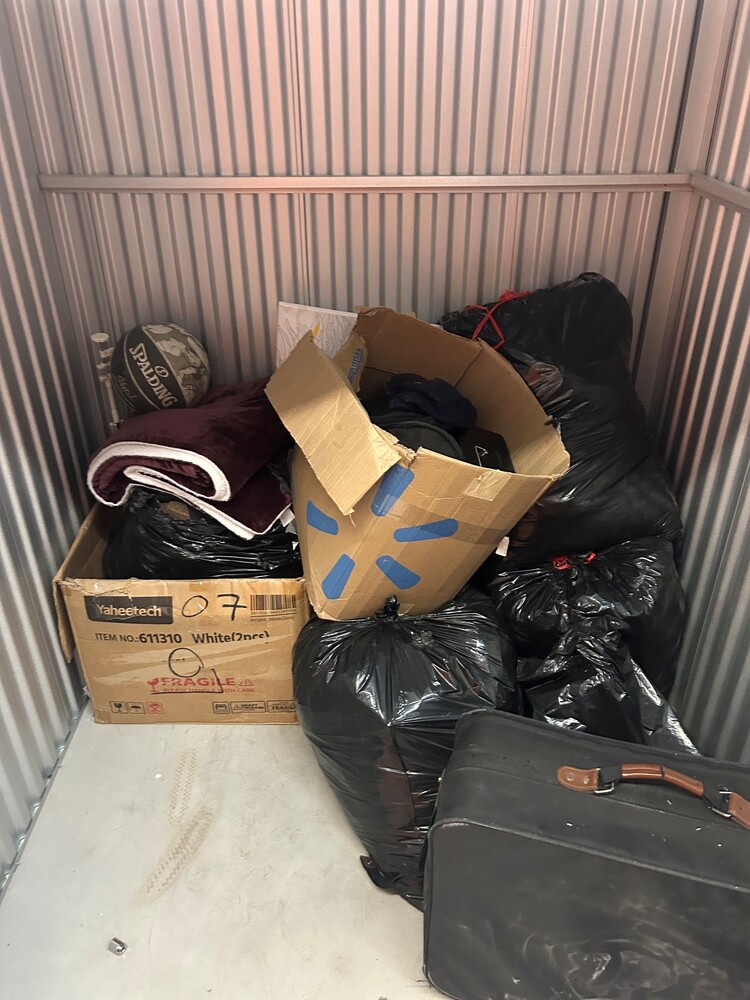 Public Storage P0057 -Argentia Rd  auction IB-4749