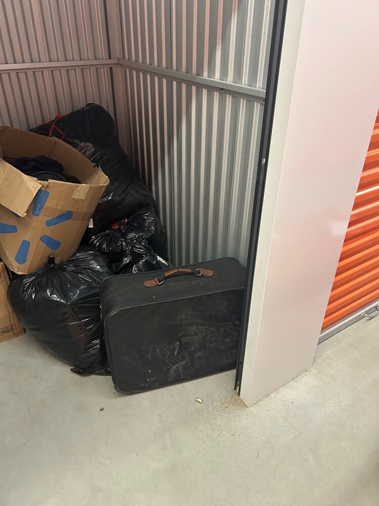 Public Storage P0057 -Argentia Rd  auction IB-4749 10