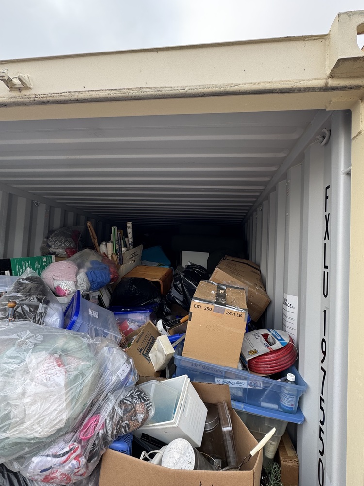 Portable Storage.ca Chatham  auction IB-8546 10