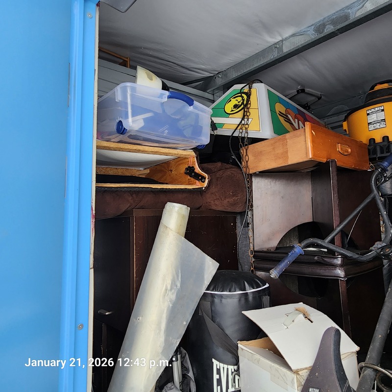 Moving & Storage at Confederation St  auction IB-3667 10