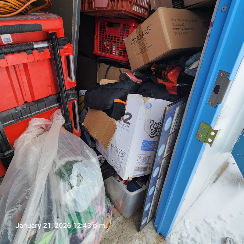 Moving & Storage at Confederation St  auction IB-3667 20