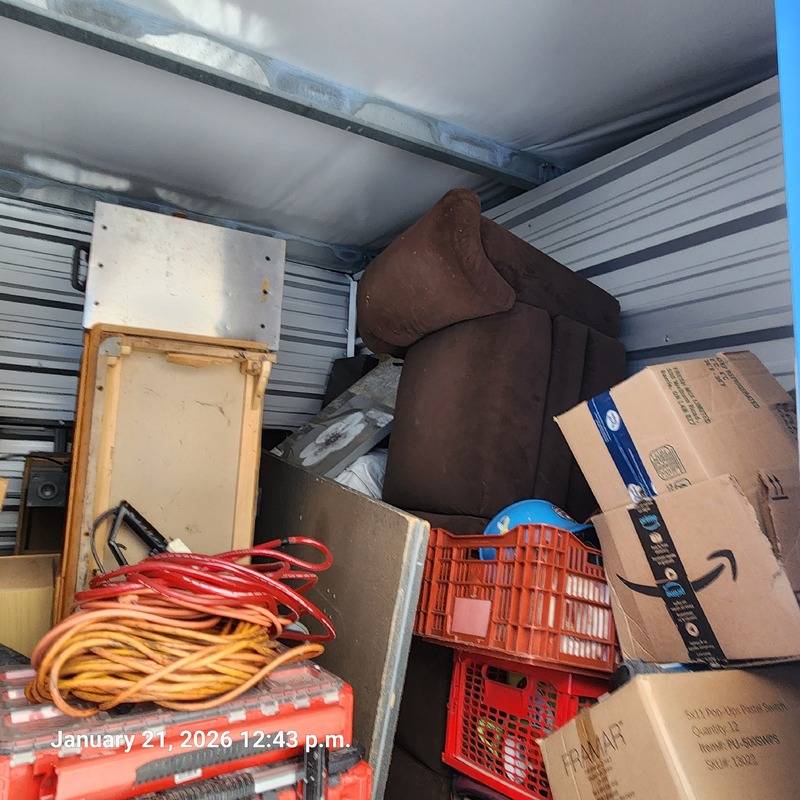 Moving & Storage at Confederation St  auction IB-3667 50