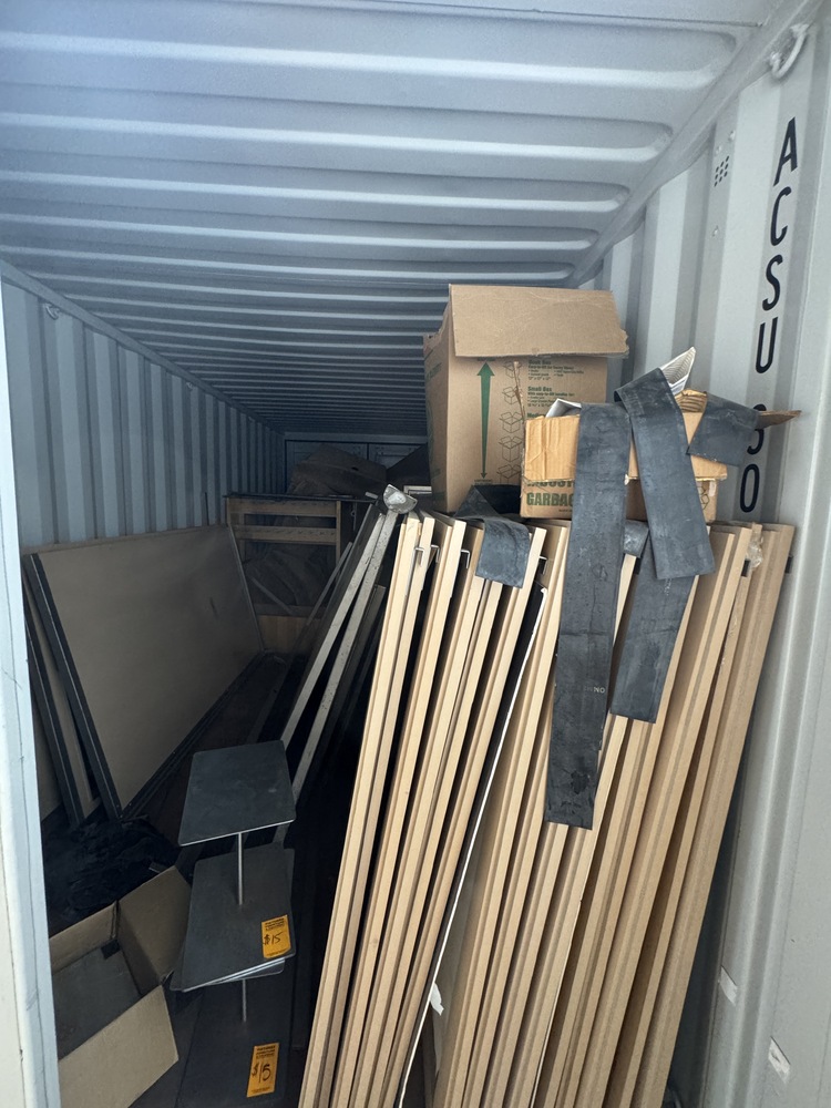 The Storage Store  auction IB-9834