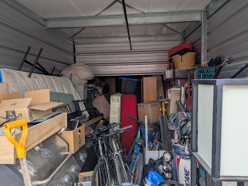2551 - StorageMart Deerfoot Trail & Yankee Valley  auction IB-7847 20