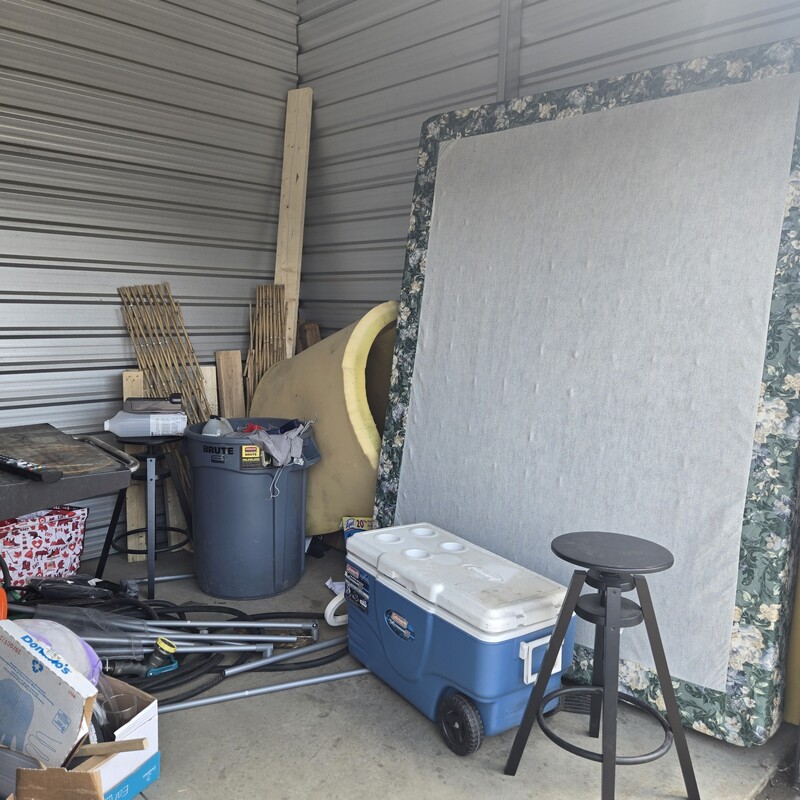 2580 - StorageMart 144 Ave & 127 St  auction IB-5690 20