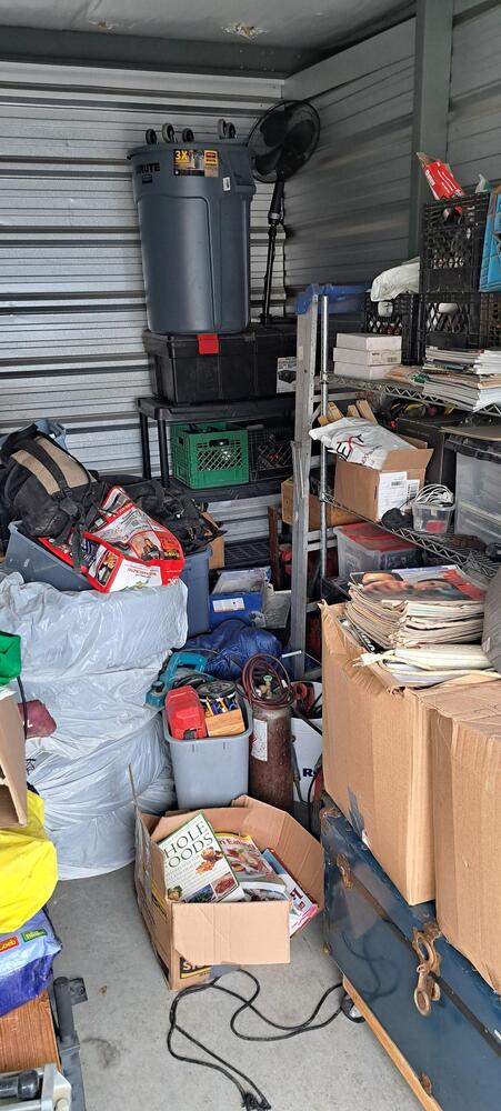 3008 - StorageMart Kipling  auction IB-8997 20