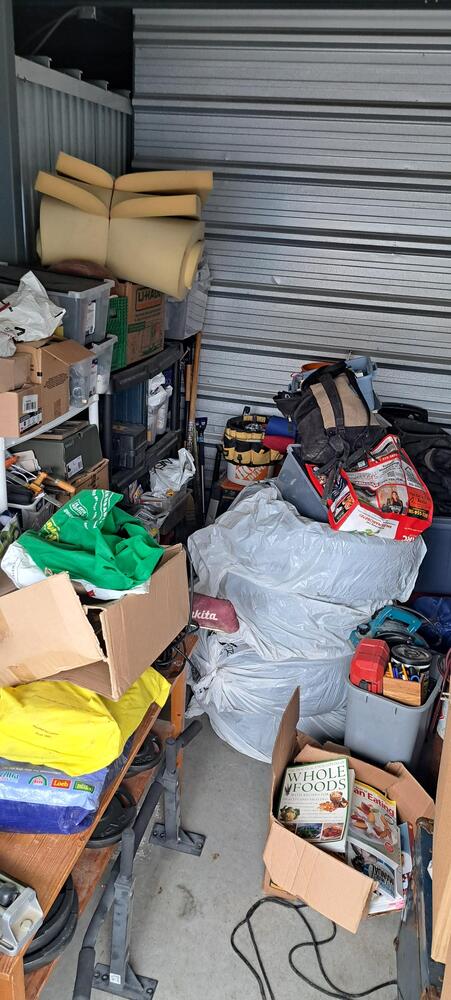 3008 - StorageMart Kipling  auction IB-8997 30