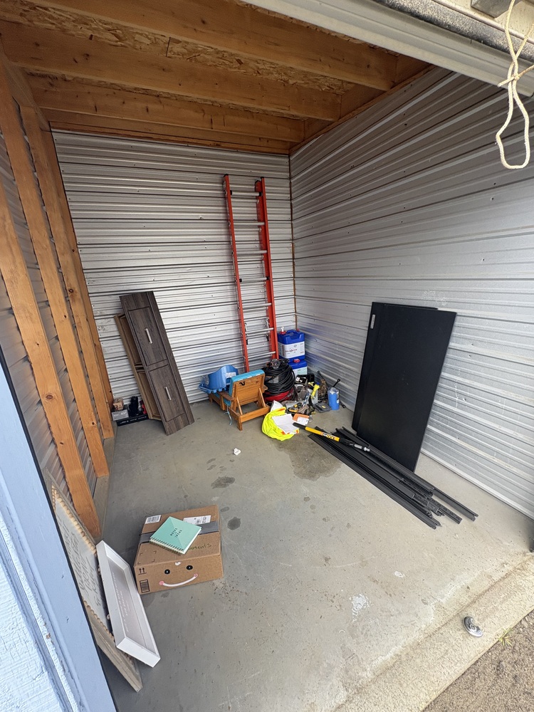 Forbes Storage - North Pole  auction IB-5825
