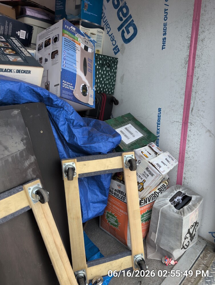 Storage of Barton St  auction IB-3226 60