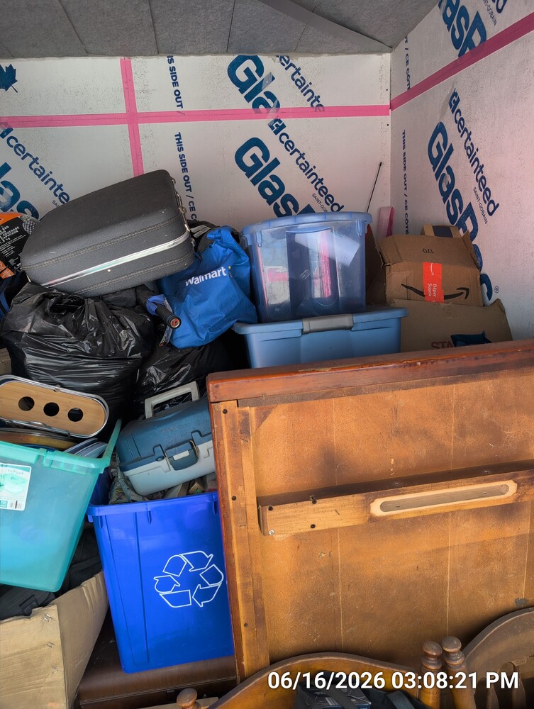 Storage of Barton St  auction IB-3226 100