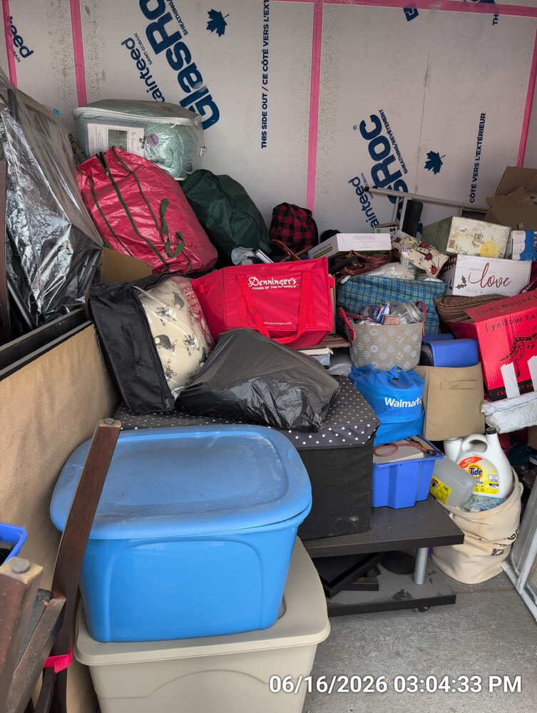 Storage of Barton St  auction IB-3226 120