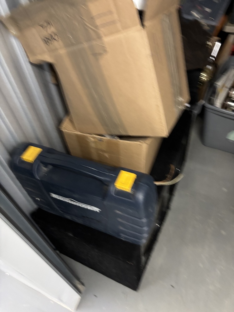 2750 - StorageMart Morrow Rd. Barrie  auction IB-9021