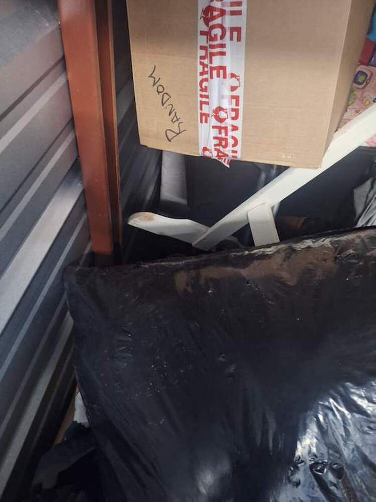 2771 -StorageMart  Wonderland Road North  auction IB-1693 50