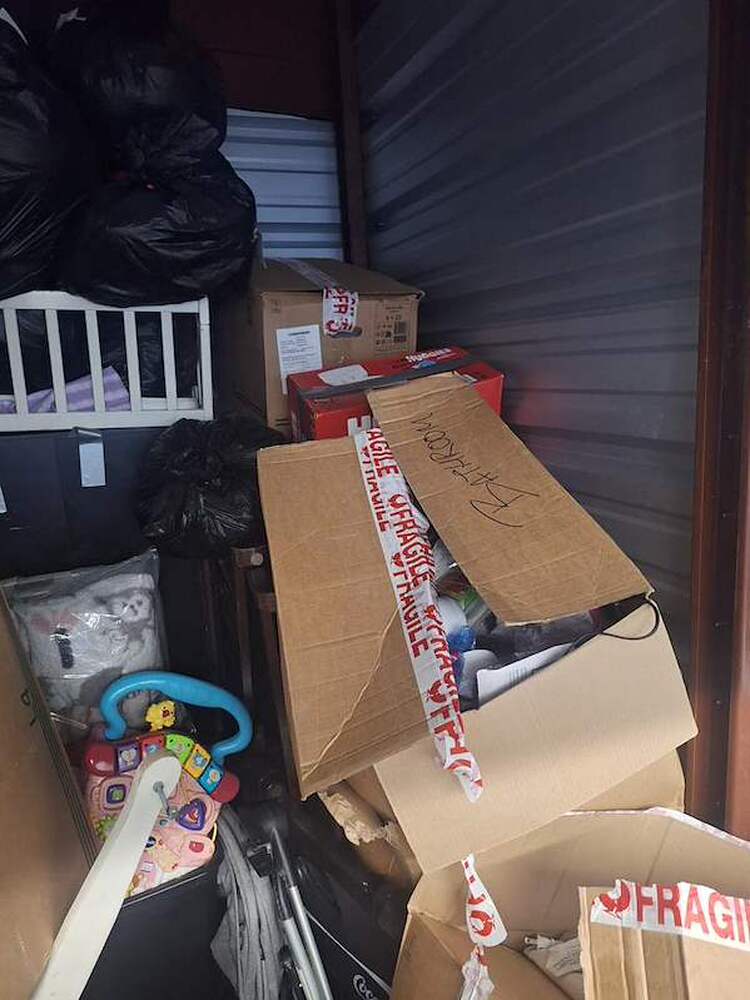 2771 -StorageMart  Wonderland Road North  auction IB-1693 70