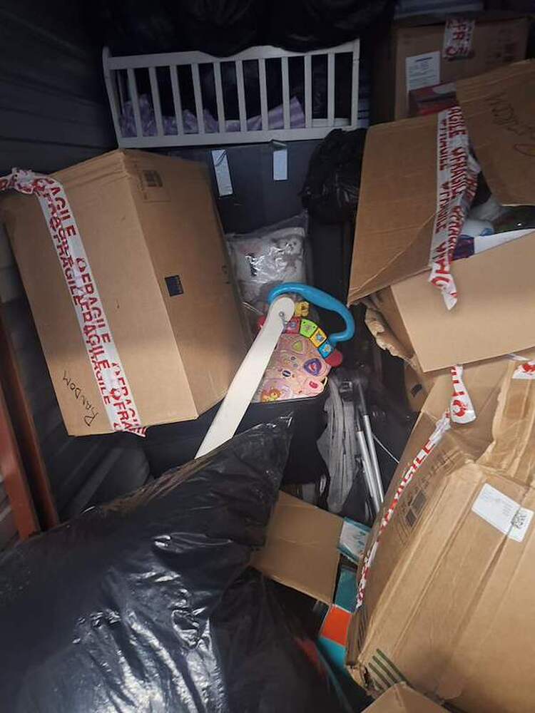 2771 -StorageMart  Wonderland Road North  auction IB-1693 100