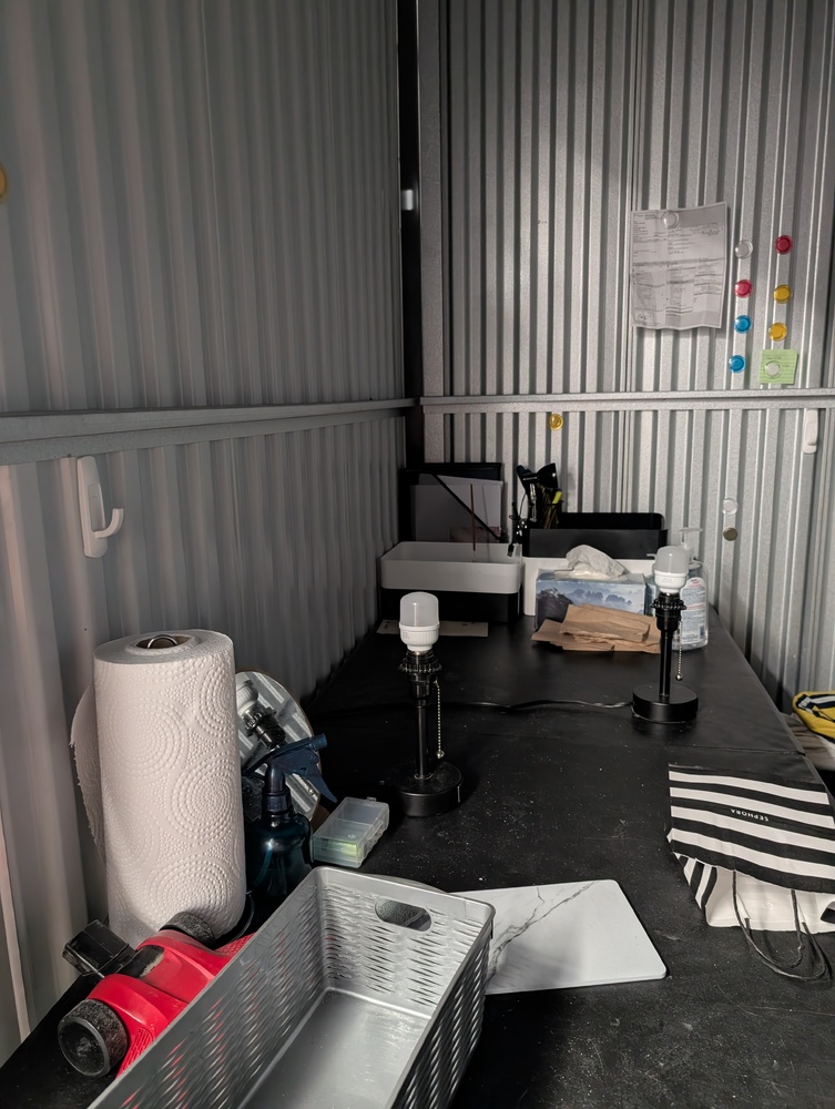 3002 -StorageMart  Wonderland Rd S  auction IB-4775