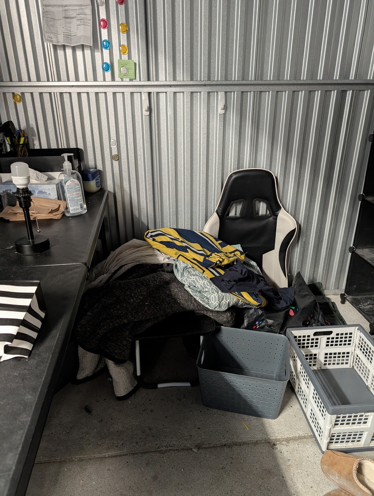 3002 -StorageMart  Wonderland Rd S  auction IB-4775 50