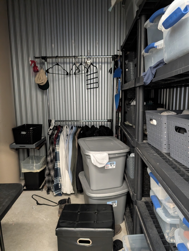 3002 -StorageMart  Wonderland Rd S  auction IB-4775 80