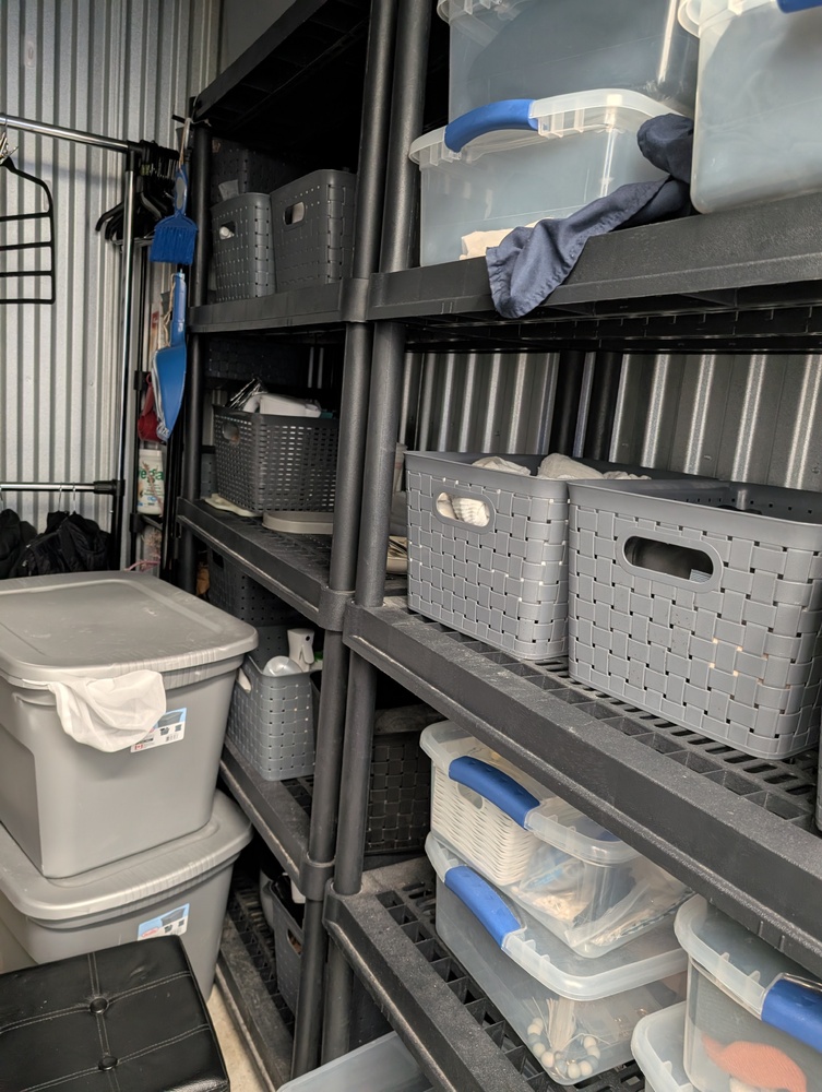 3002 -StorageMart  Wonderland Rd S  auction IB-4775 100