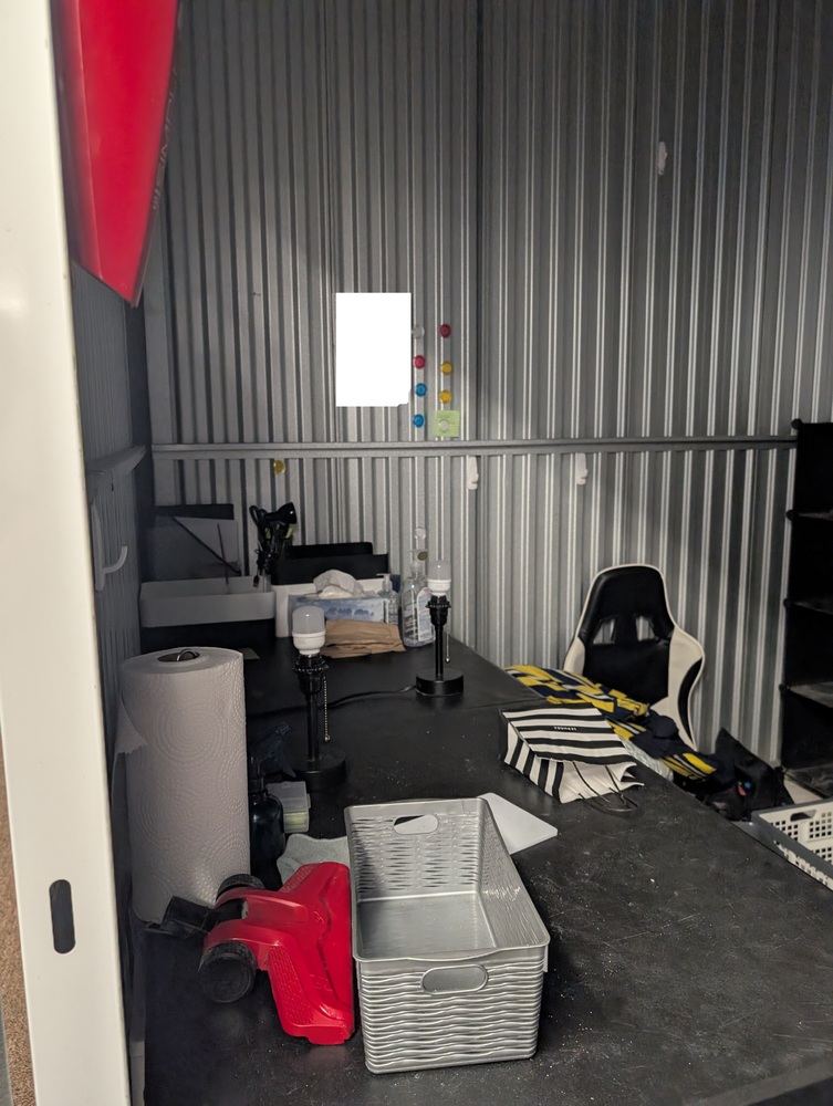 3002 -StorageMart  Wonderland Rd S  auction IB-4775 80