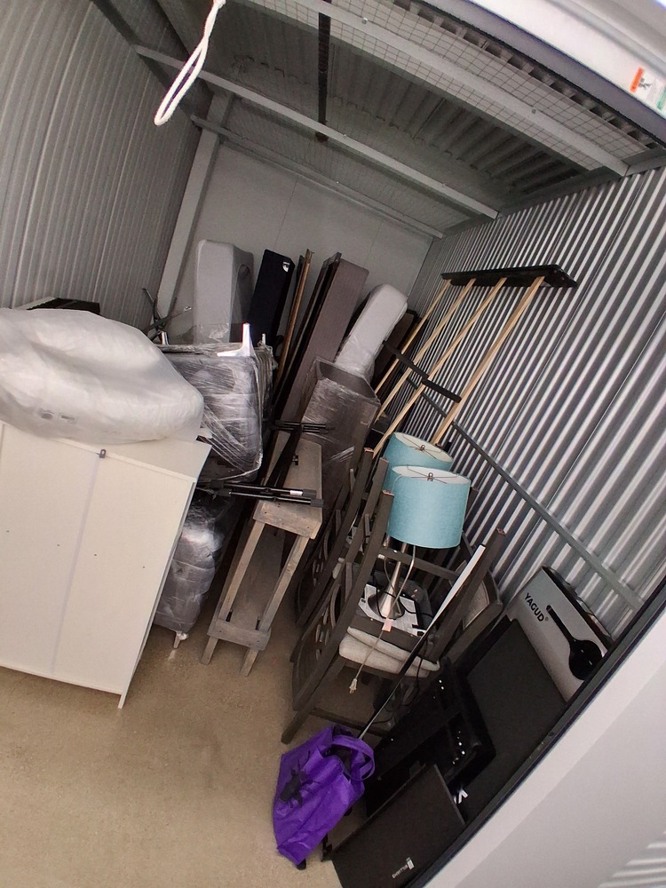 1-800-Self-Storage.com on Maple Rd, Troy  auction IB-7186 10